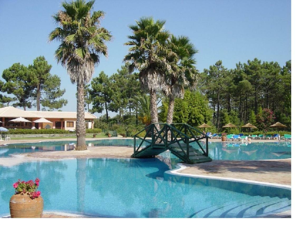 Dolphin Aroeira Beach Villa Charneca  Eksteriør bilde