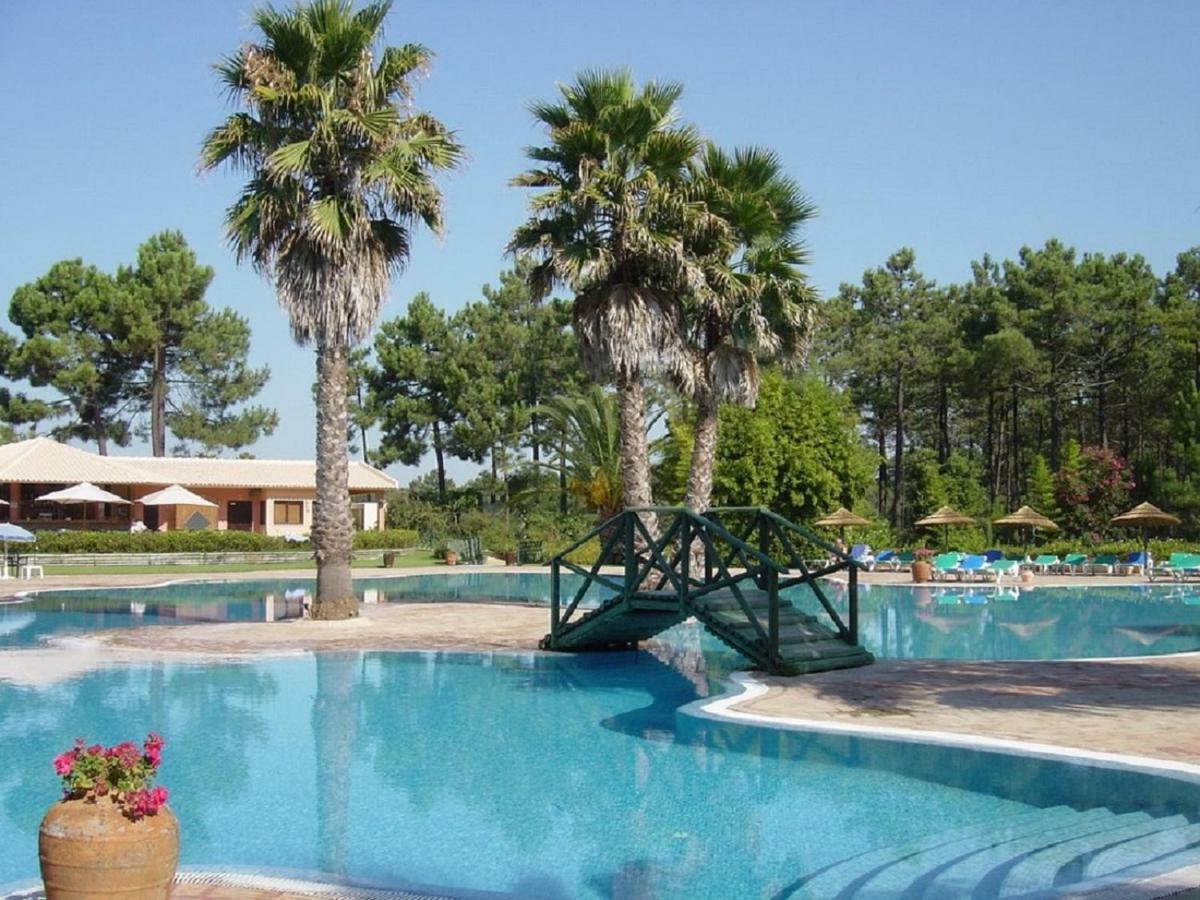 Dolphin Aroeira Beach Villa Charneca  Eksteriør bilde